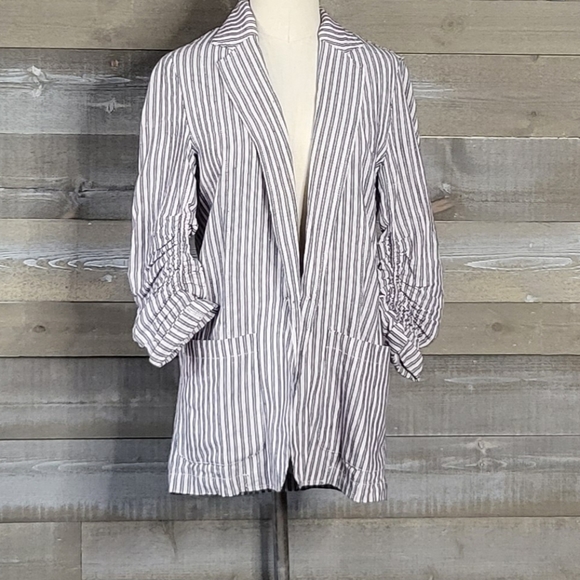Max Studio Striped Single Button Ruched Sleeves Blazer - Picture 1 of 14